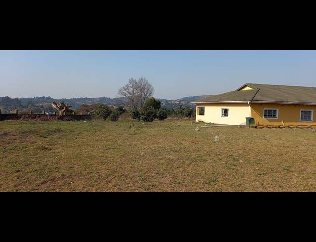 145,500M² VACANT LAND FOR SALE IN CLIFFDALE